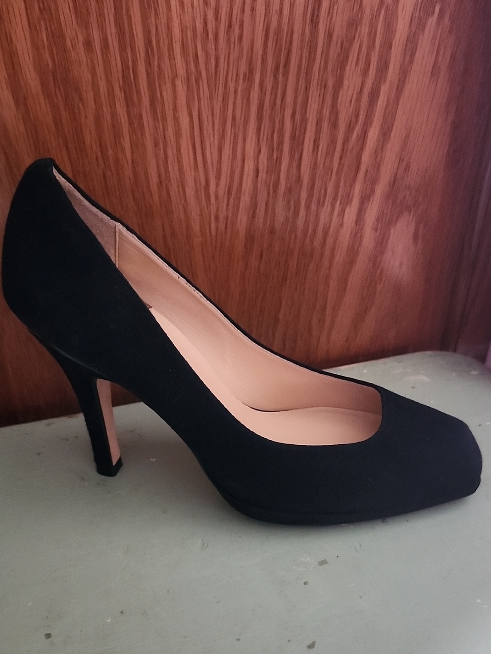 Cole Haan Nike Air Black Suede Mid Heel Pump Size 6 Right Shoe Only
